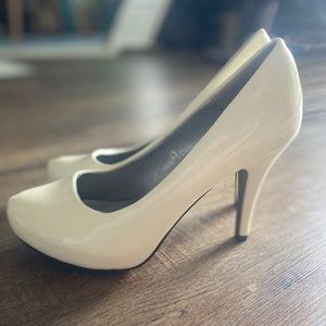 Glossy White Pumps